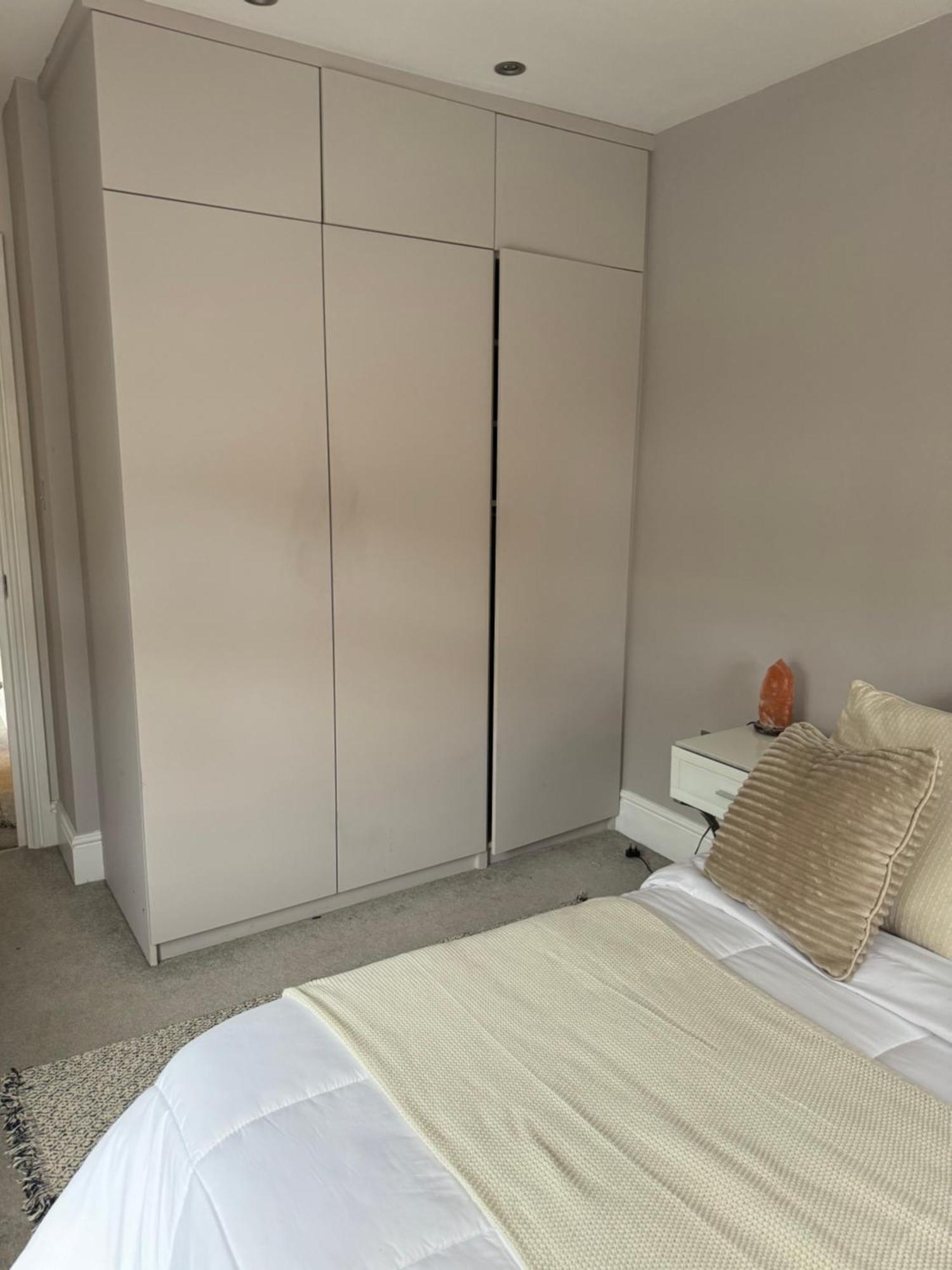 Stronsa B Apartment London