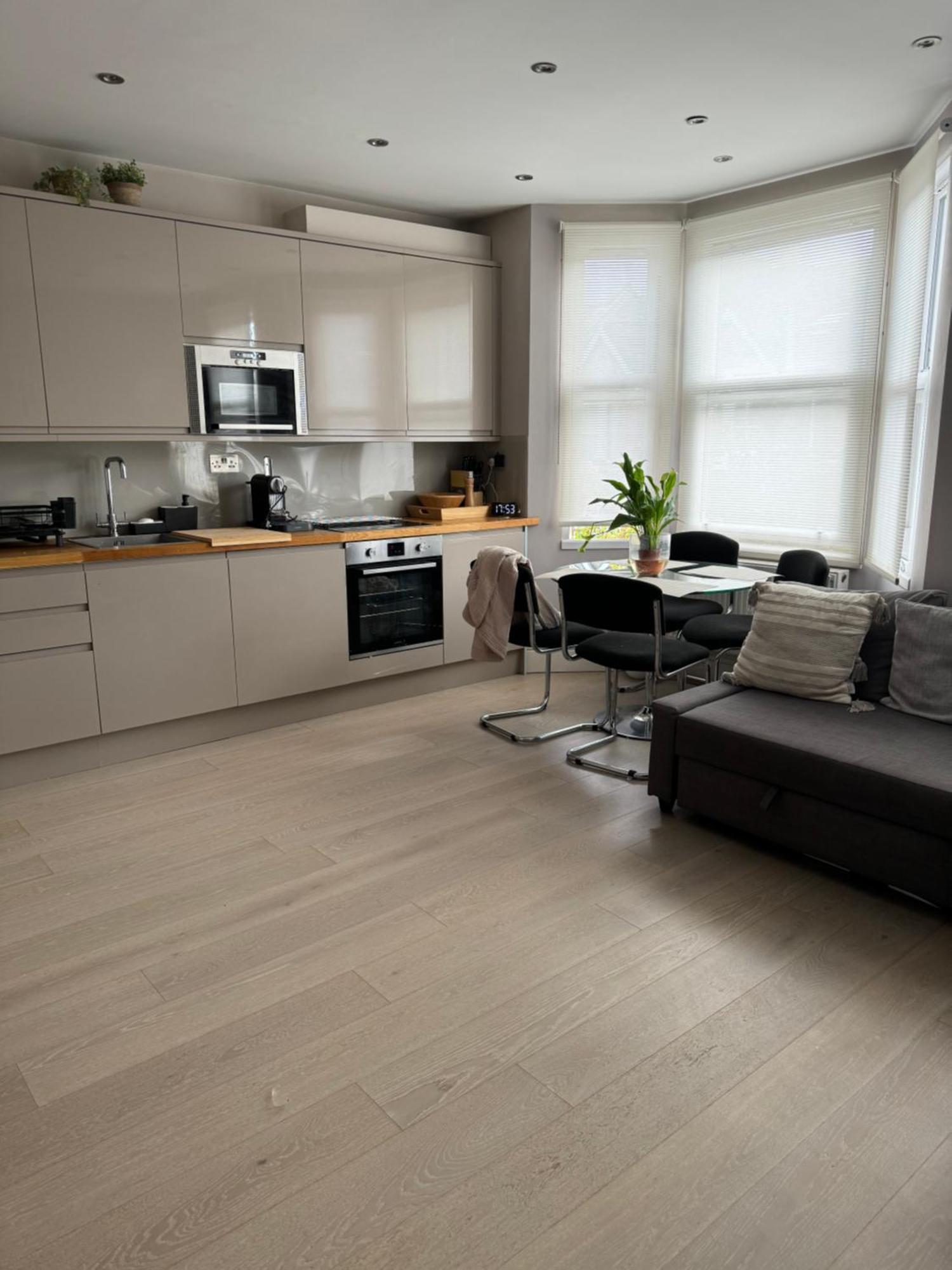 Apartment Stronsa B