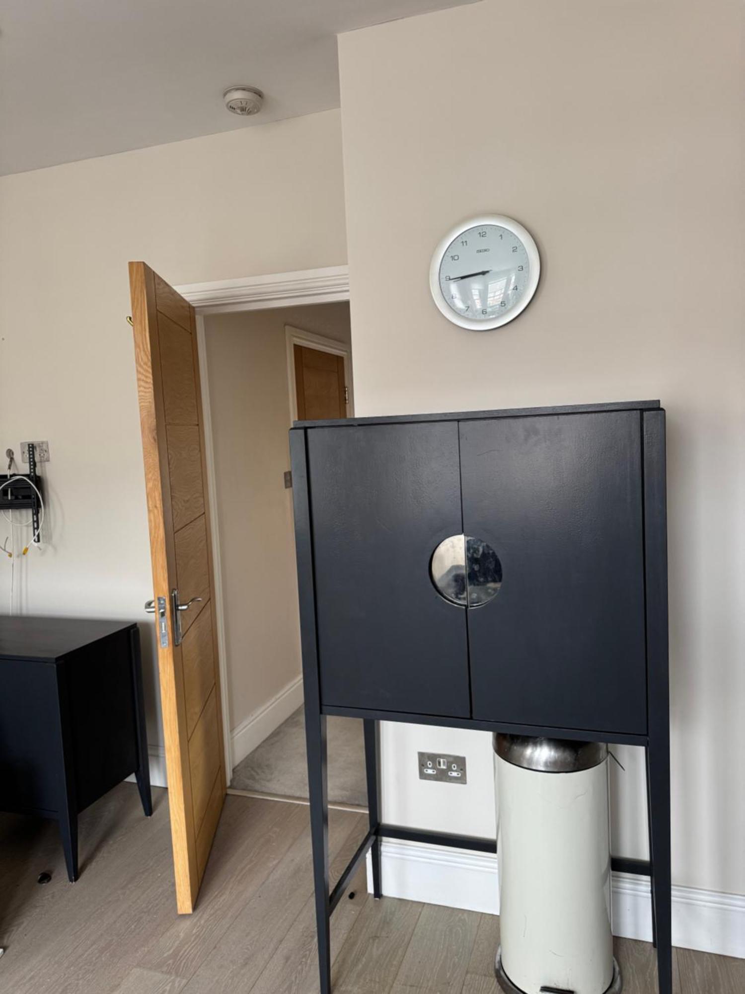 Stronsa B Apartment London