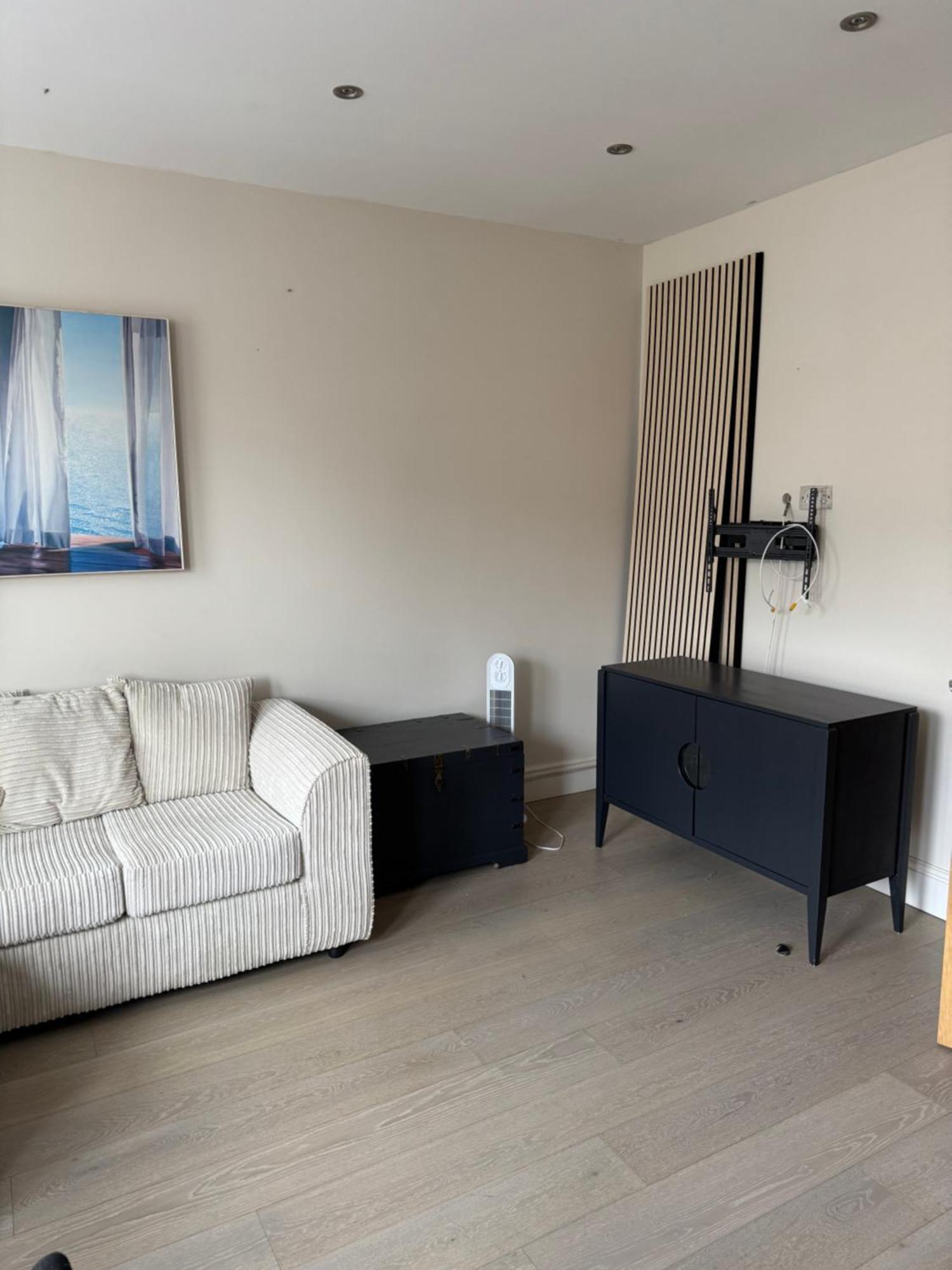 Apartment Stronsa B
